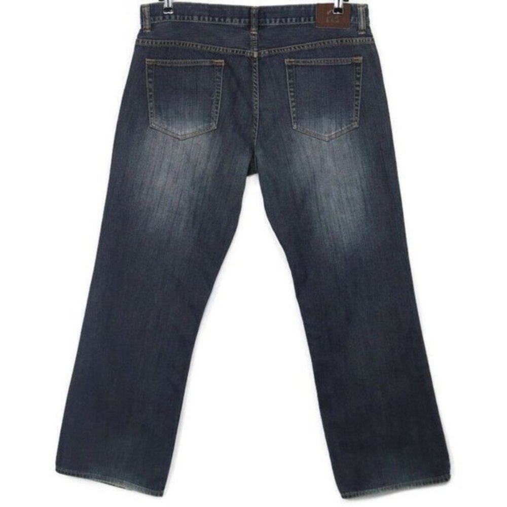 Perry Ellis Straight‎ Jeans Distressed 38 x 30 Actual 38 x 31